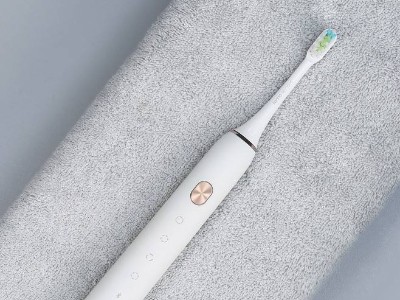 線(xiàn)路板高質(zhì)量灌封，電動(dòng)牙刷用膠案例